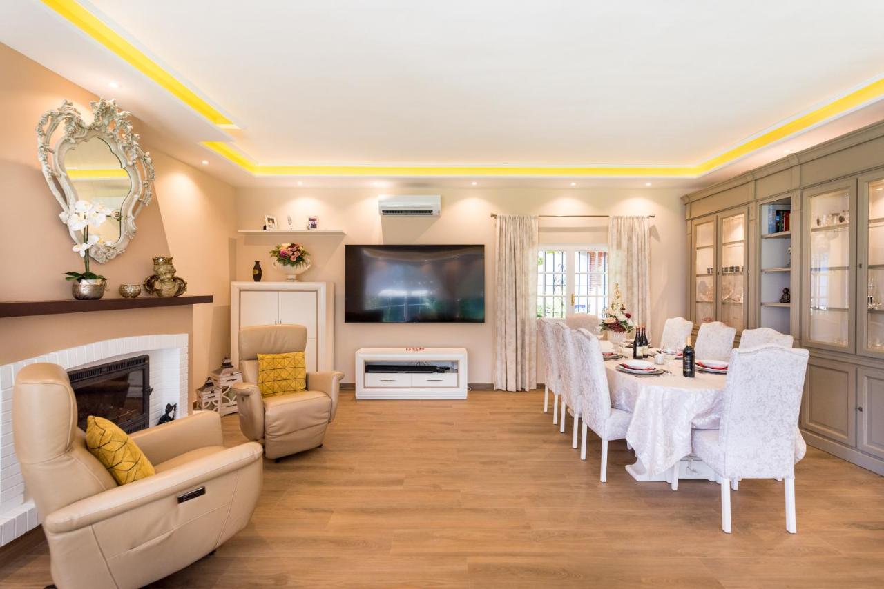 Villa El Coto ฟูเอนฮิโรลา ภายนอก รูปภาพ