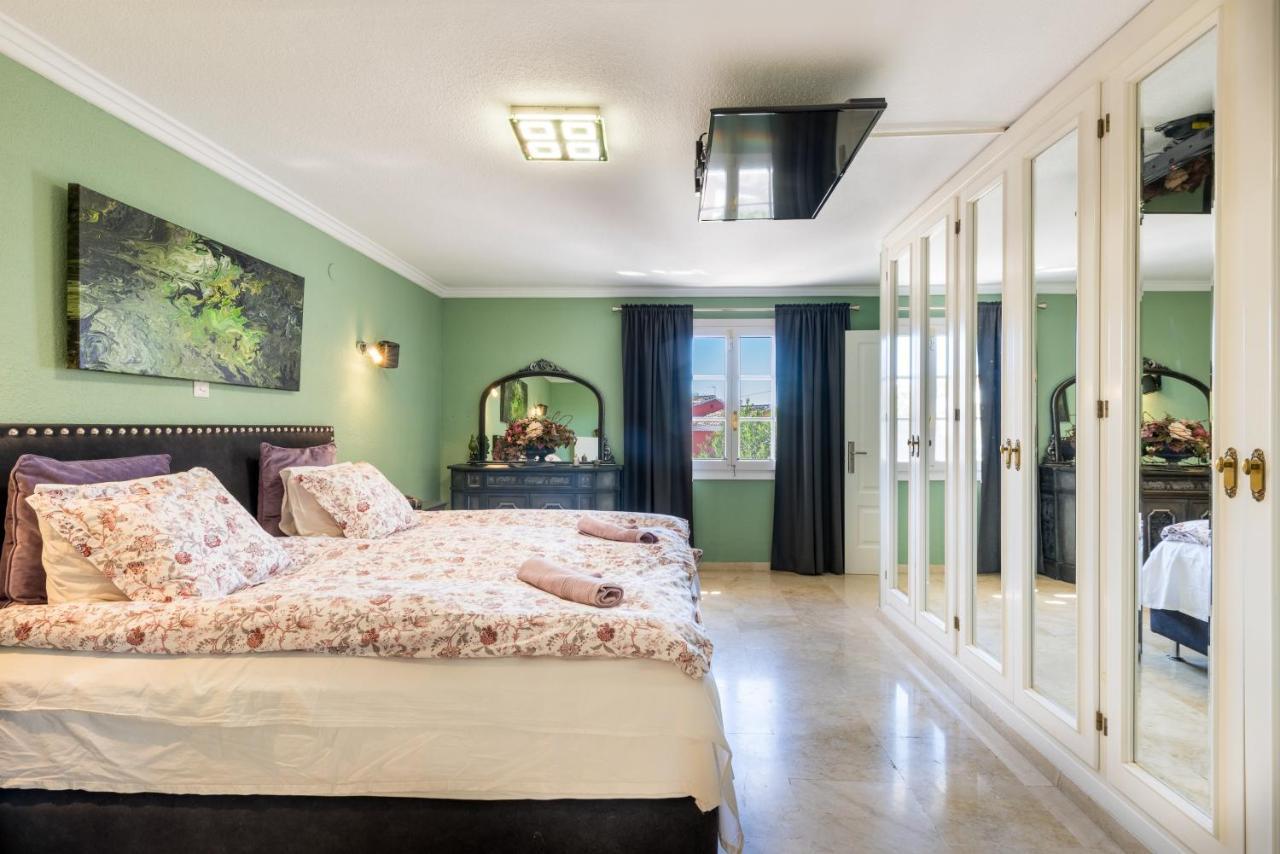 Villa El Coto ฟูเอนฮิโรลา ภายนอก รูปภาพ