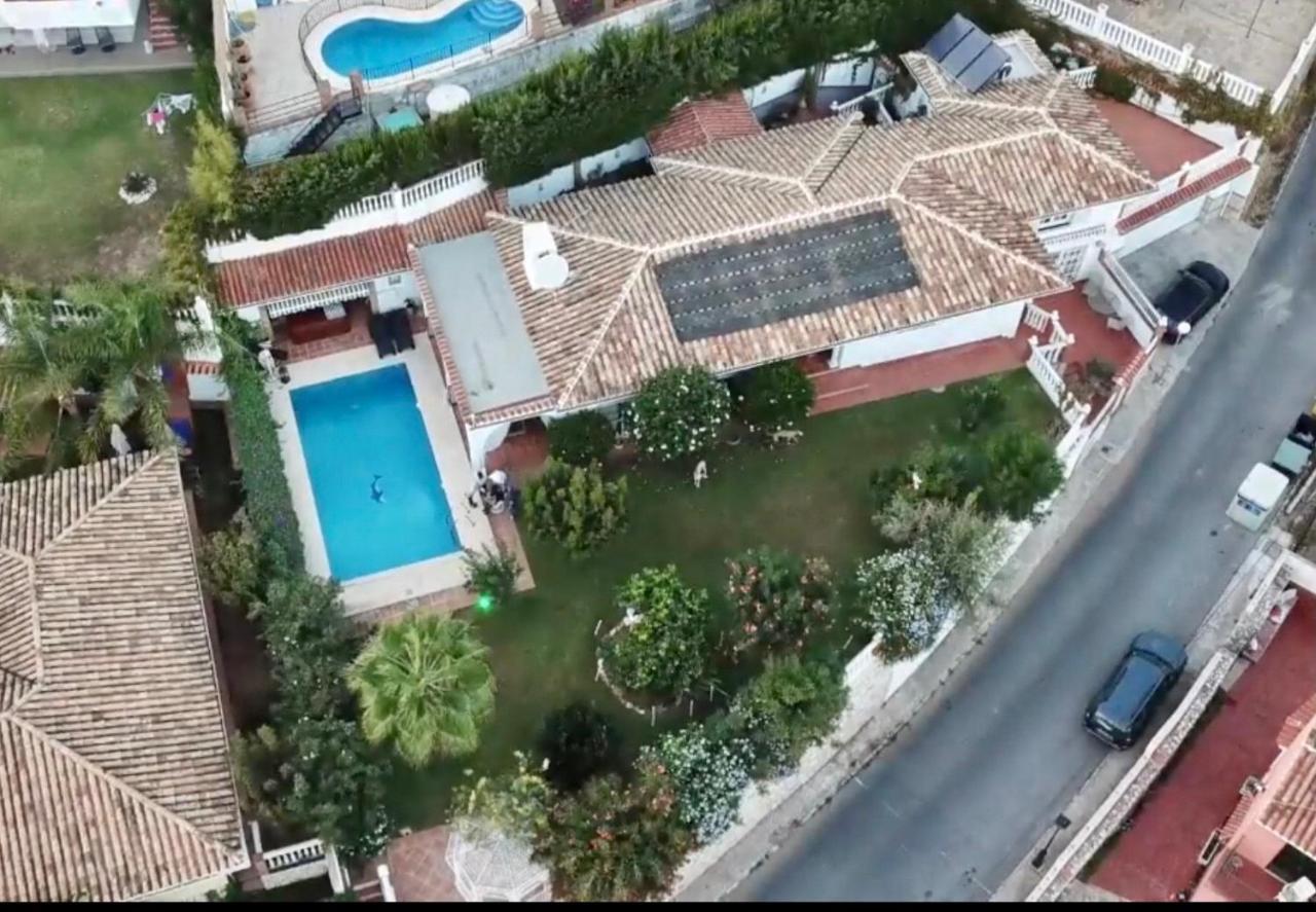 Villa El Coto ฟูเอนฮิโรลา ภายนอก รูปภาพ
